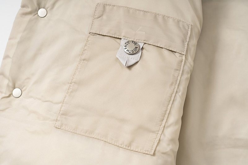 可愛い グッチ×ノースフェイス ダウンベストコピー guv25253品質保証