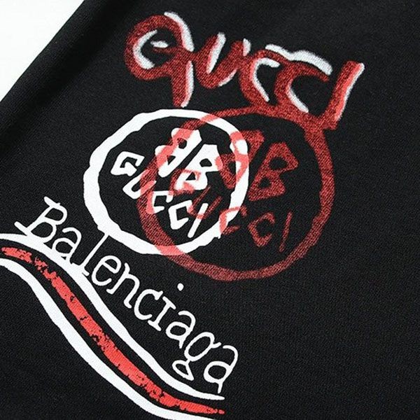 ★日本!!人気！グッチ×バレンシアガ コラボ 偽物 クルーネック Tシャツ guv58011人気