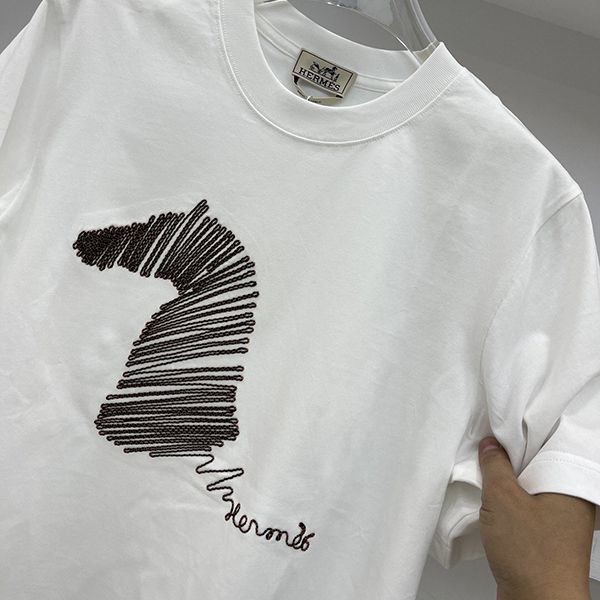 人気急上昇 エルメス マキシカルトゥーシュ 半袖Tシャツ 偽物 era31070N級品