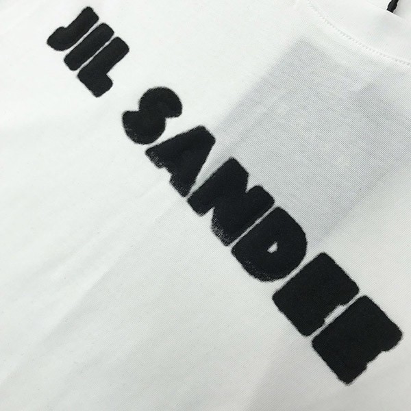 入手困難ジルサンダー ロゴプリント入りコットンジャージーTシャツ 偽物 ホワイト Jii34356高い品質