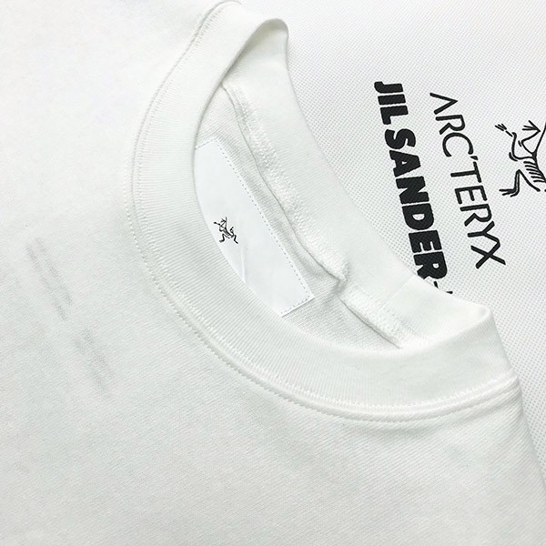 【日本未発売】ジルサンダー+ x アークテリクス コピー リフレクティブ コラボTシャツ 男女兼用 Jik36565激安送料無料