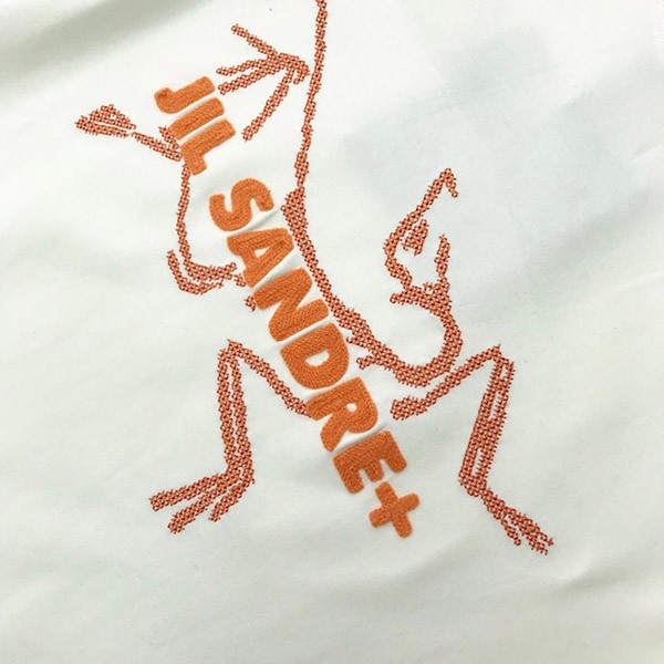 ジルサンダー+ x アークテリクス コピー リフレクティブ コラボTシャツ Jip73646N級品