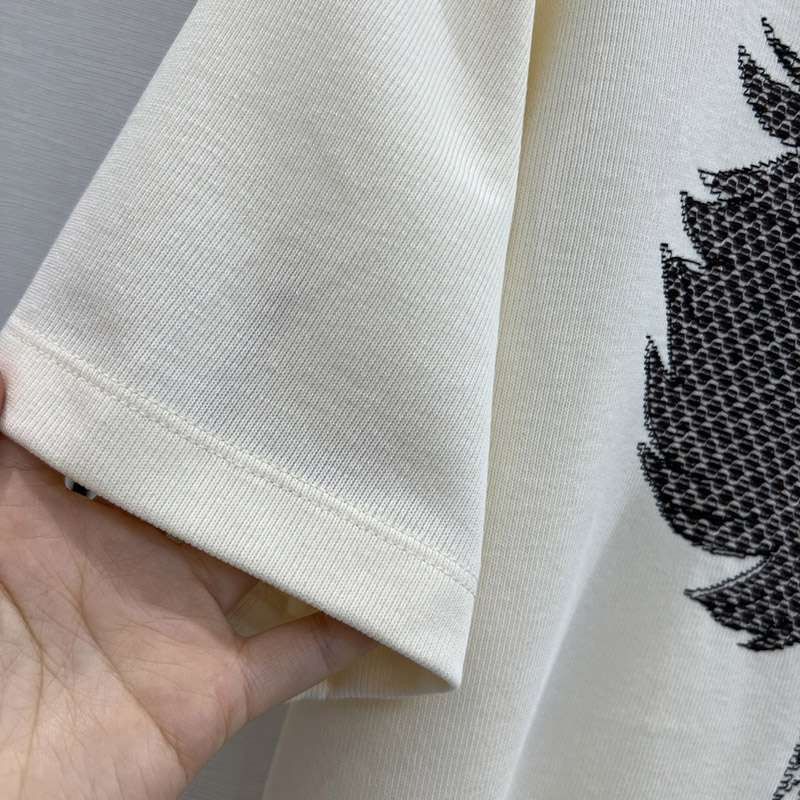 一目惚れ♪ロエベ 偽物 千尋 オーバーサイズ エンブロイダリー Tシャツ (ヘンプ＆コットン)S928Y22X01品質保証