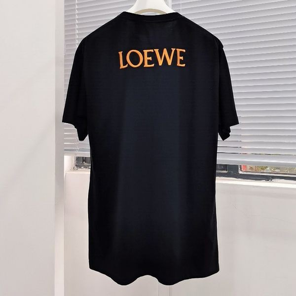 入手困難ロエベ カルシファー Tシャツ スーパーコピー クルーネック loa34810通販