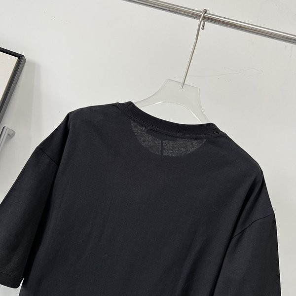 新色☆希少 ロエベ アナグラム Tシャツ 偽物 lob93113代引きを販売