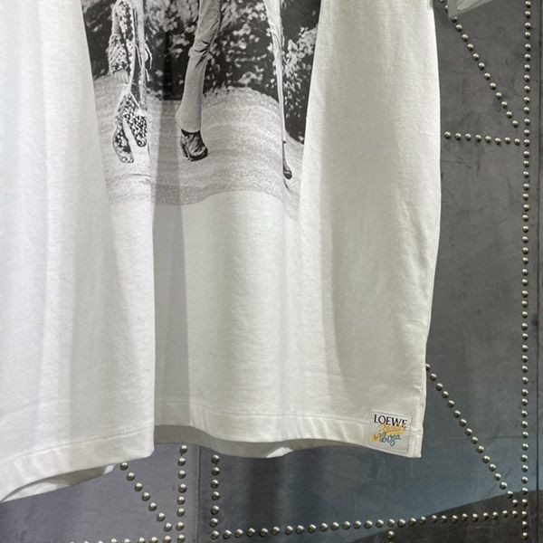 売上総額１位！ロエベ Paulas Ibiza クロップド Tシャツ 偽物 lod60479高い品質
