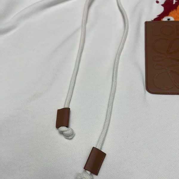最安値挑戦 ロエベ ハウルの動く城 コピーコラボ カルシファーフーディ loe44665高い品質
