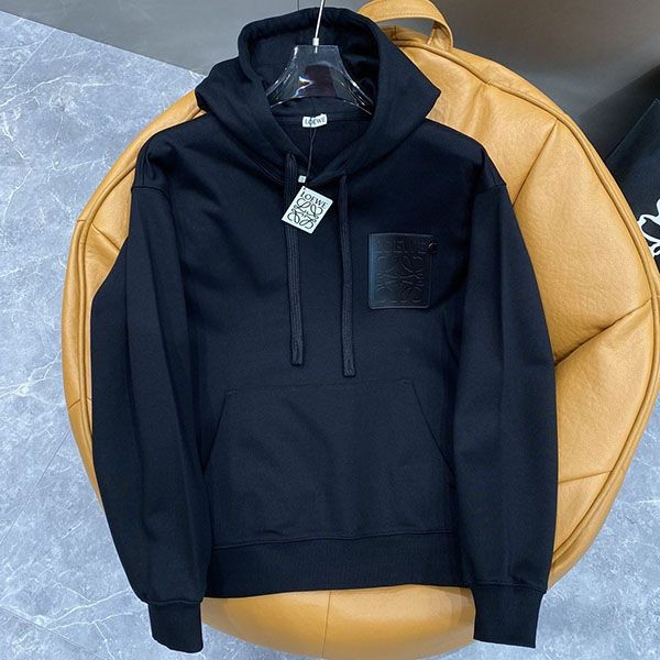 入手困難 ロエベ ロゴ フーディー パーカー 偽物 loe75981通販