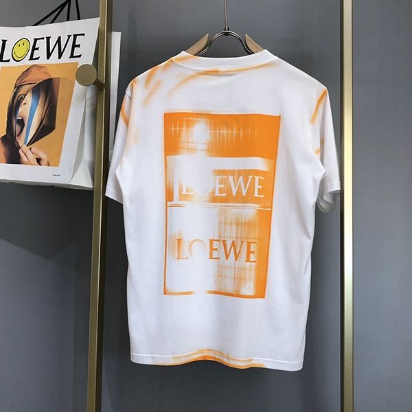 累積売上総額第１位！ロエベ コットン アナグラム フォト偽物 Tシャツ 4色 loj82937最高級