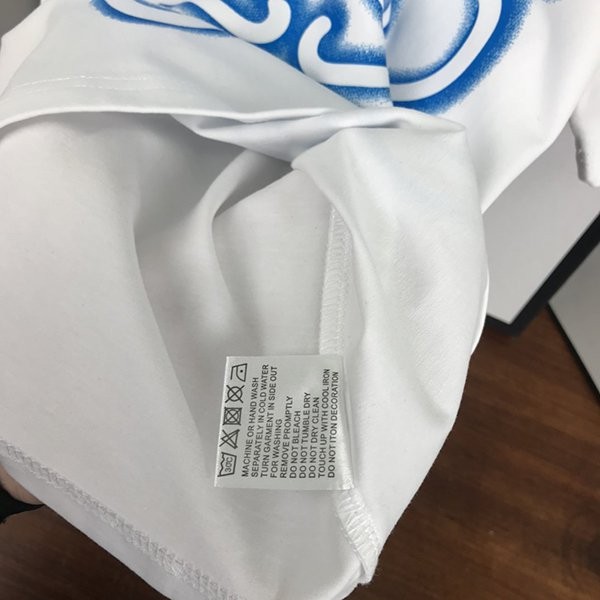 新作で超限定♪ロエベ Tシャツ コピー 半袖 コットン lop95579N級品