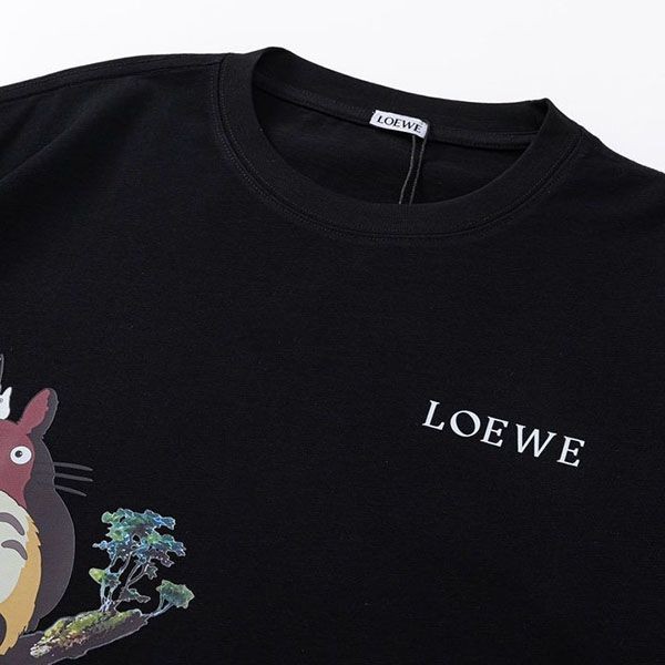 セール新作 ロエベ×千と千尋の神隠し Tシャツ スーパーコピー lop98164人気