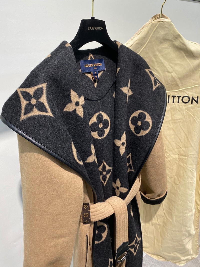 人気No1 今冬活躍☆ルイヴィトン コート コピー ジャイアントモノグラム 1A8KT4通販