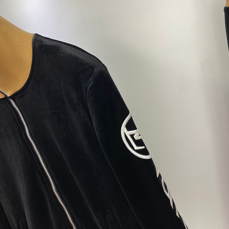 超希少！ルイヴィトン ジャケット 偽物 ヴィタミンズ ジップアップ上下セット黒 1A91MK高い品質