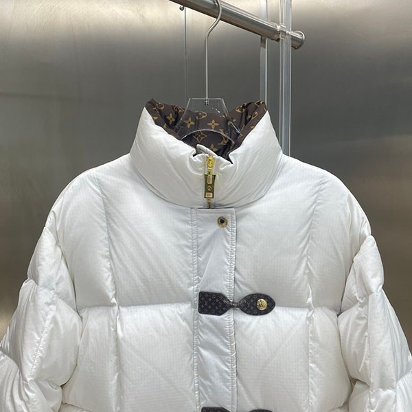ルイヴィトン モノグラム ピロウパファ ジャケット 偽物 1A9L0Z激安送料無料