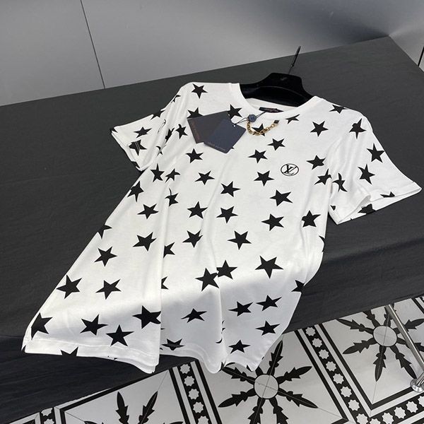 送料込ルイヴィトン スタープリントTシャツ コピー 1AA9WV