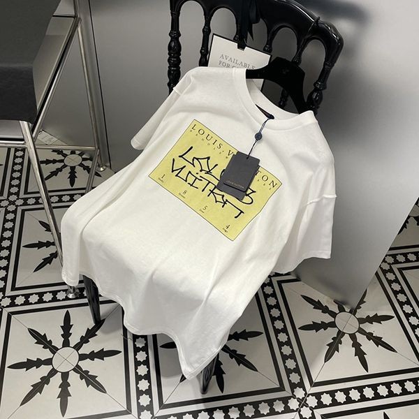 世界中で大人気♪ルイヴィトン プリントTシャツ スーパーコピー 1AAGMB人気