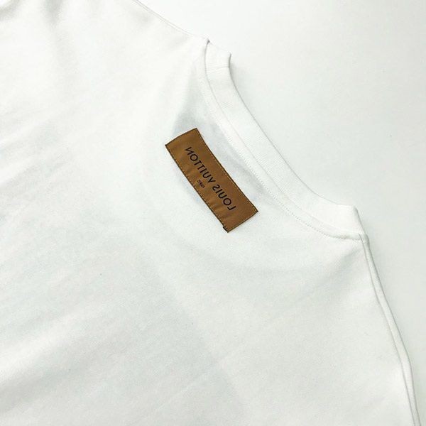 争奪戦​ルイヴィトン フラワータペストリー Tシャツ コピー 1AAGWM100%安全に到着