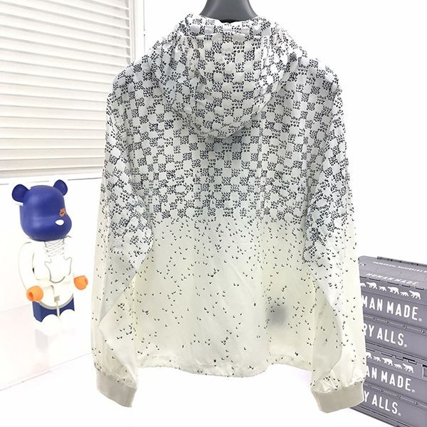 21-22AW​ルイヴィトン モノグラム フード付き パーカー コピー vua18055通販