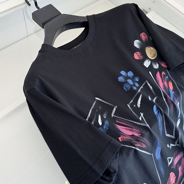 ルイヴィトン Tシャツ グラフィット 偽物 100%実物写真！vua19022激安送料無料