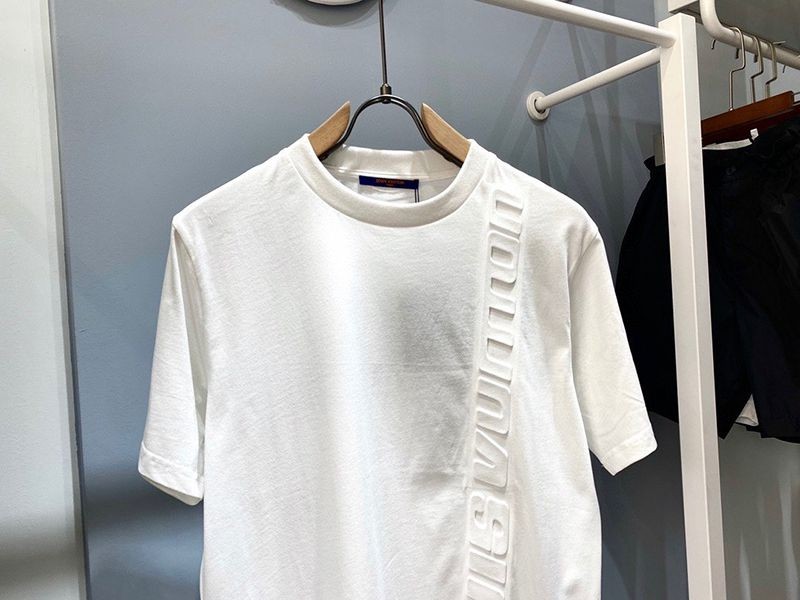 完売必至☆​ルイヴィトン Tシャツ コピー ウォーターカラーモノグラム☆ロゴ vua77482通販