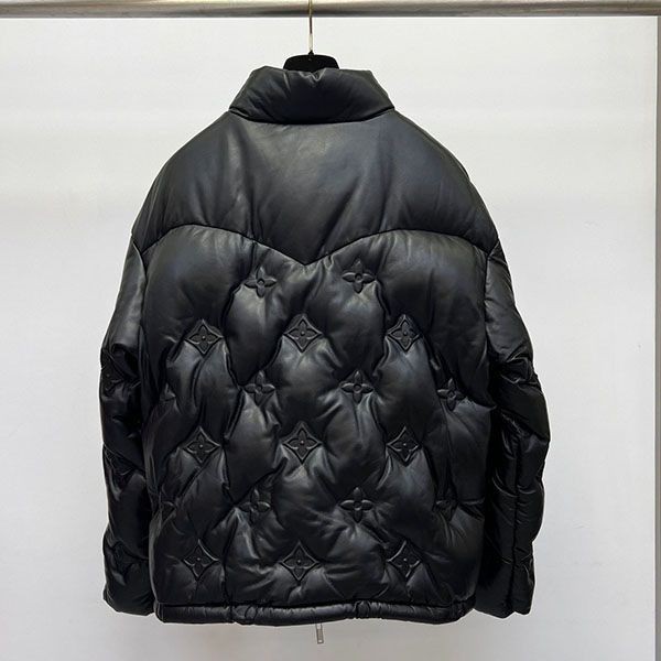 ★日本!!人気！ルイヴィトン パッファー ダウンジャケット コピー vua98682通販