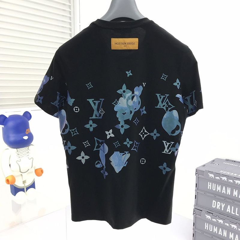 大人気!!新色ルイヴィトン Tシャツ スーパーコピー トップス 人気 vud00085通販