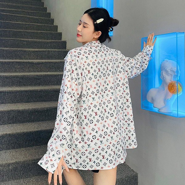 ルイヴィトン ヴィンテージ 花柄モノグラム シャツ コピー vuf95455通販