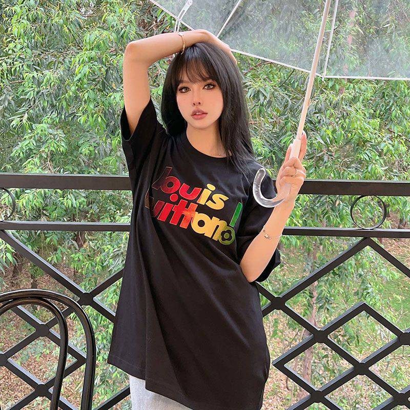 超話題!ルイヴィトン エブリデイLVクルーネック Tシャツ 偽物 vuh94108人気