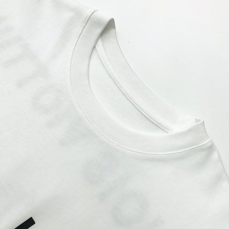 可愛いルイヴィトン エスカルプリンテッドTシャツ スーパーコピー 2色 vuj16831代引きを販売