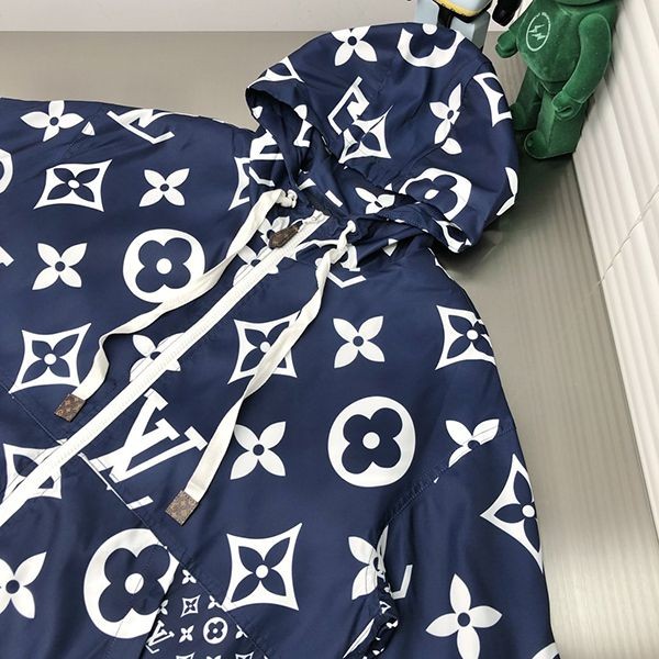 可愛い ルイヴィトン フーディ 偽物 vuj40728通販