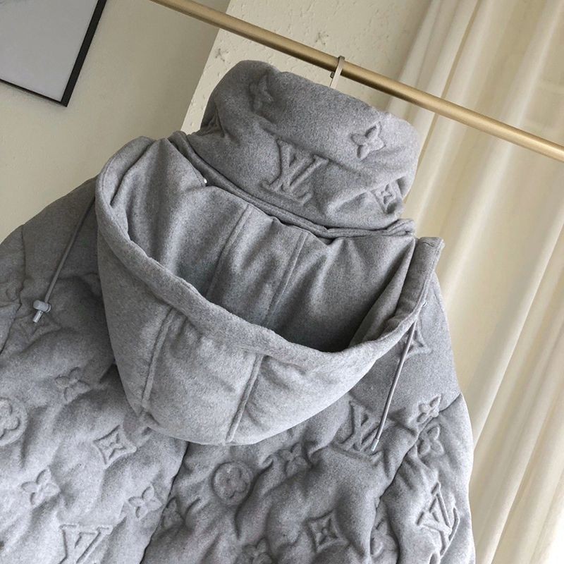 完売必至 ルイヴィトンコピー☆モノグラム ボーイフッド パファ ジャケットvuj94417代引きを販売