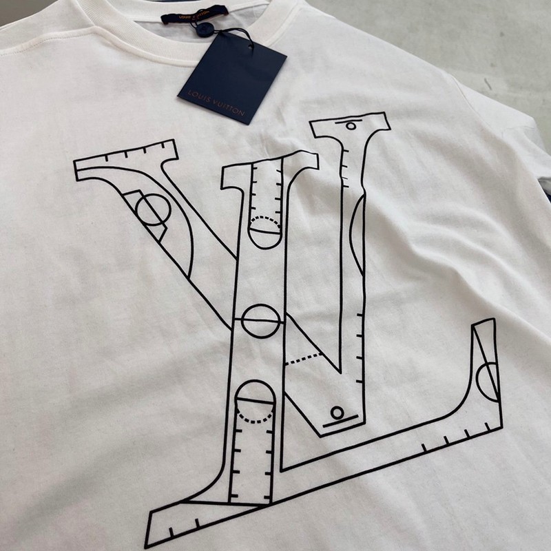 大人気!!新色ルイヴィトン Tシャツ コピー 21SS フロウティングLVプリンテッド vuk53418高い品質