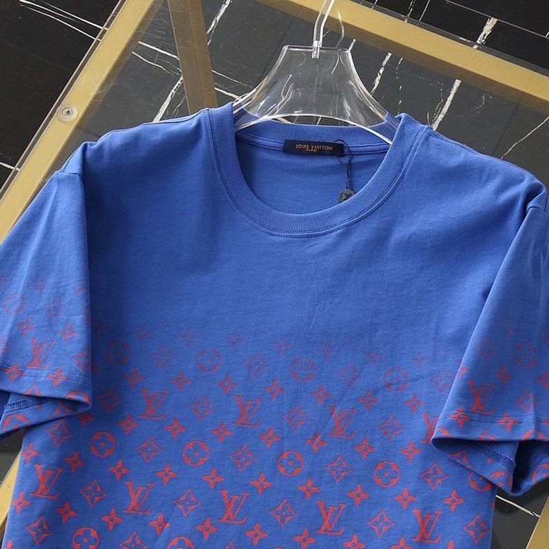 入手困難​ルイヴィトン メンズ LVSE モノグラムグラディエント Tシャツ コピー vul10202高い品質
