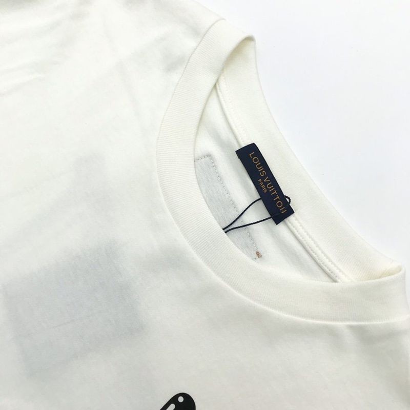 超希少！ルイヴィトン コピー Tシャツ トップス 半袖 メンズ レッド vul57718激安送料無料