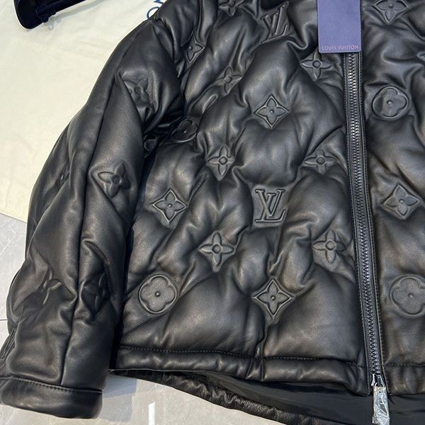 定番 ルイヴィトン パッファー ダウンジャケット 偽物 vum06464N級品