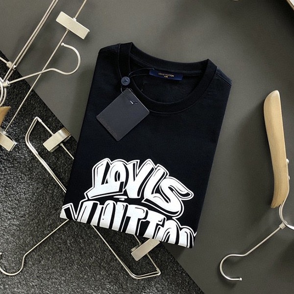 ☆超人気☆ヴィトン グラフィック 半袖 Tシャツ コピー コットン vun64899高い品質