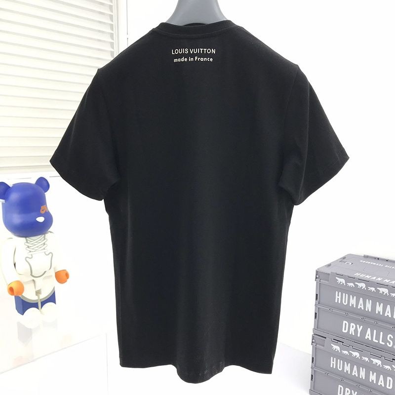 春もの新作◆​ルイヴィトン◆Tシャツ パロディ トップス 半袖 メンズ レッドブラック vuo27473通販