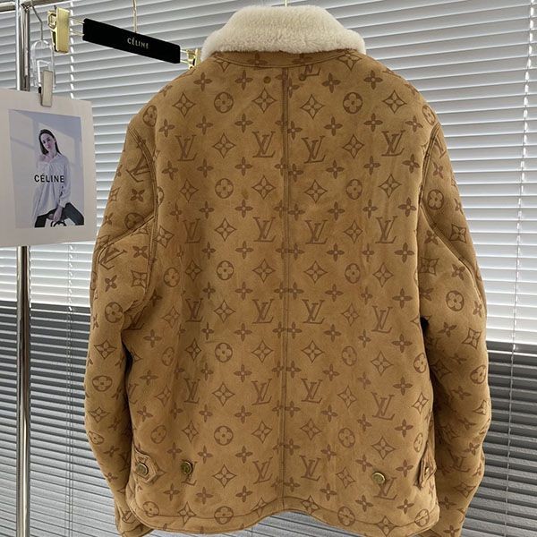 n級 おすすめ ルイヴィトン モノグラム ジャケット コピー vuo98786代引きを販売