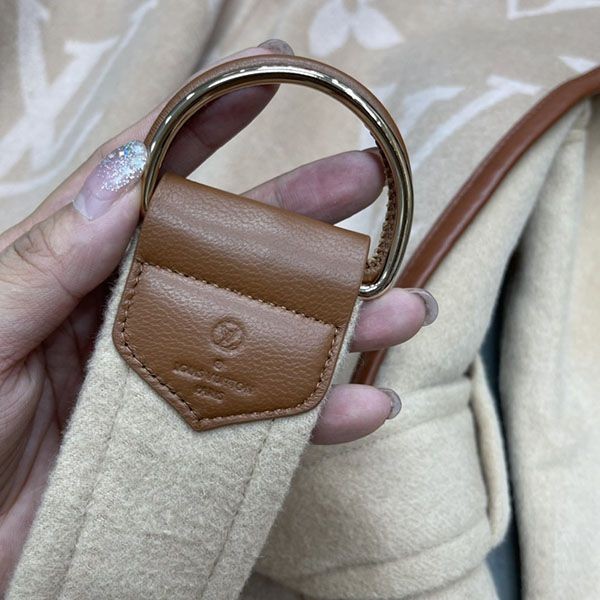 可愛い ルイヴィトン モノグラム ロングコート 偽物 vup92330最高級