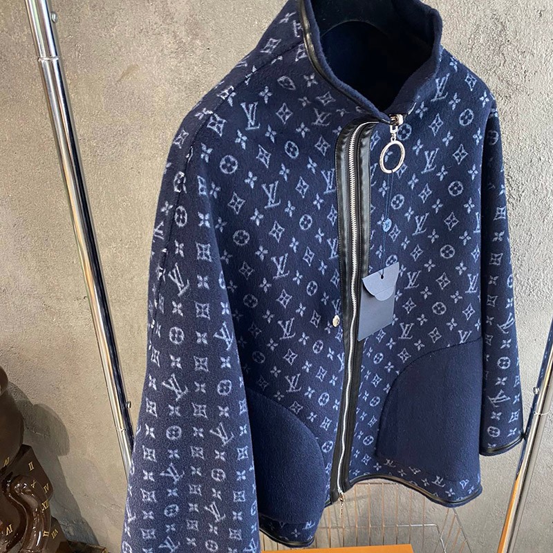 21-22AW★​ルイヴィトン コート コピー★モノグラム フーデッド ラップコート vur06533高い品質