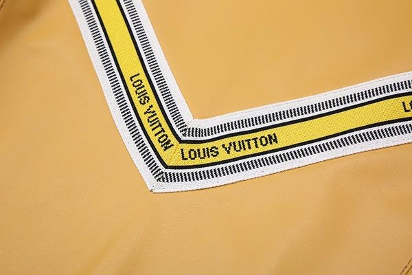 超話題!ルイヴィトン レザートラックブルゾン コピー vur90711N級品