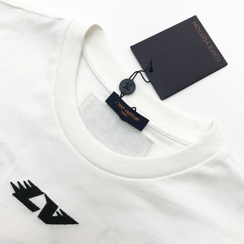 人気No1【新作！】​ルイヴィトン LVスプレッドエンブロイダリーTシャツ パロディ vus39701通販