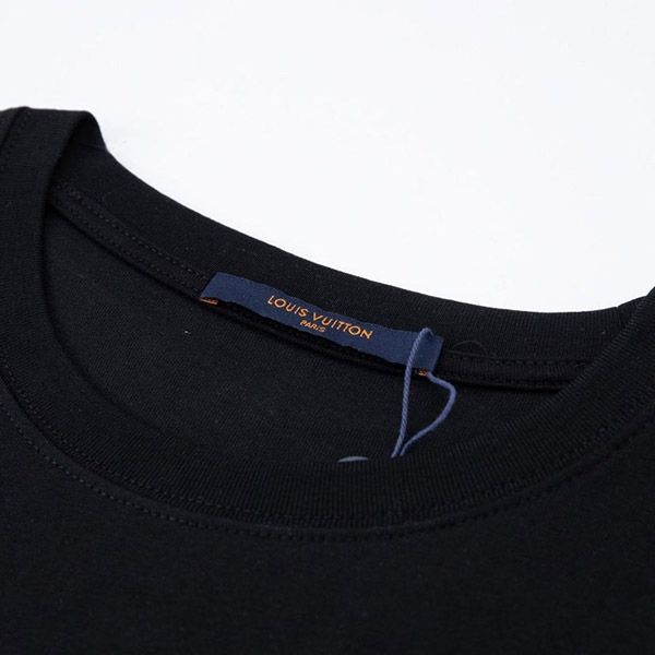 世界中で大人気♪ルイヴィトン nigo コラボ クルーネックTシャツ コピー ダック vut38937激安送料無料