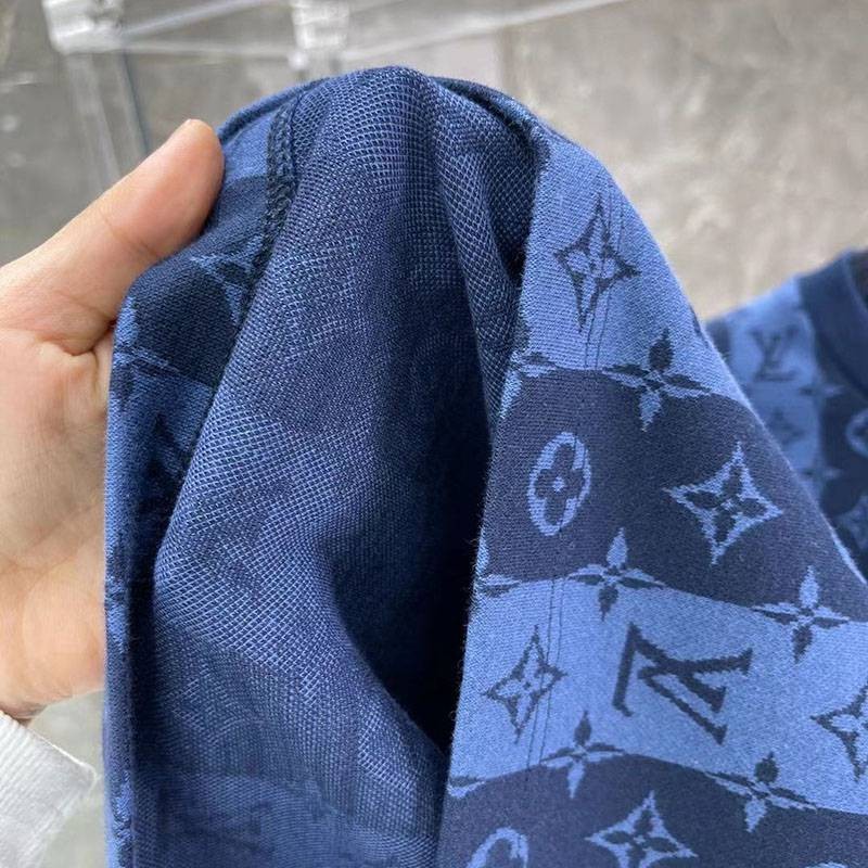 送料込ルイヴィトン ロゴTシャツ 偽物 vuu26474N級品