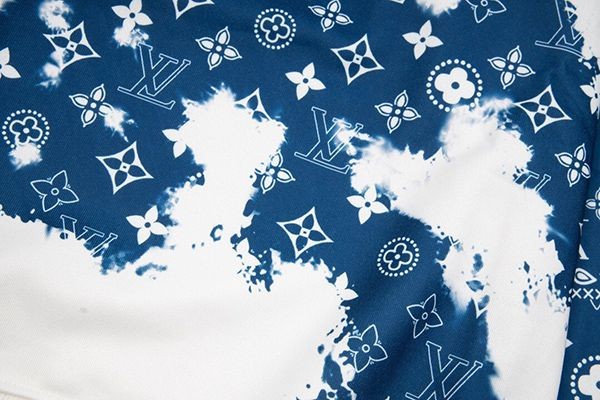 定番 ルイヴィトン モノグラムフラワー フーディ コピー vuu54495人気
