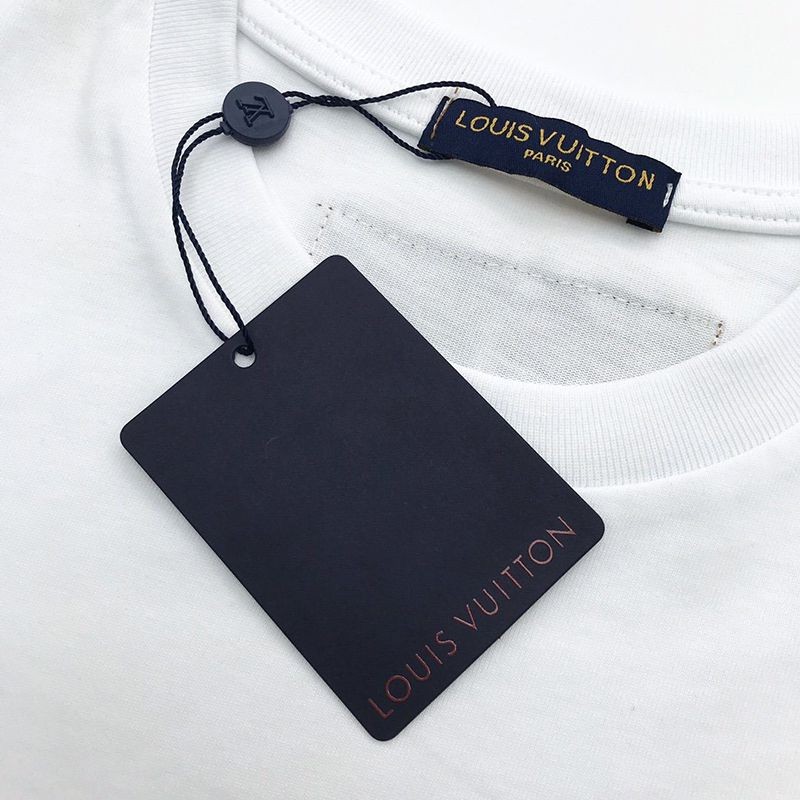 入手困難◆​ルイヴィトン スーパーコピー Tシャツ トップス 半袖 メンズ レッド vuu76548高い品質