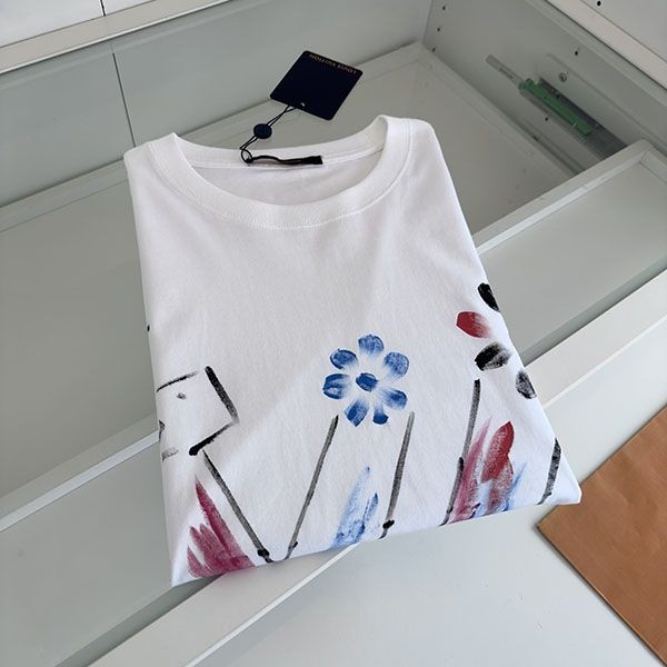 N級品 ルイヴィトン Tシャツ グラフィット 偽物 vuw03408高い品質