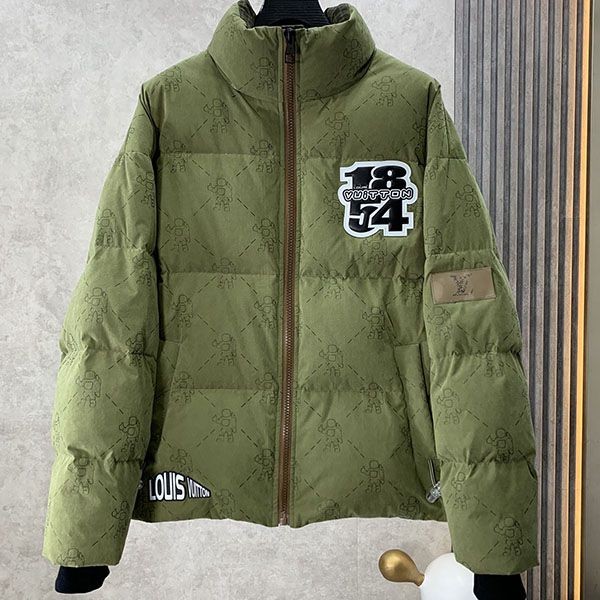 最新でオシャレ ルイヴィトン ショートダウンジャケット コピー vuw36471