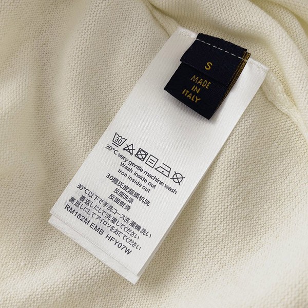 【完売必至】ルイヴィトン シグネチャーショートスリーブTシャツ 偽物 vuw59549品質保証