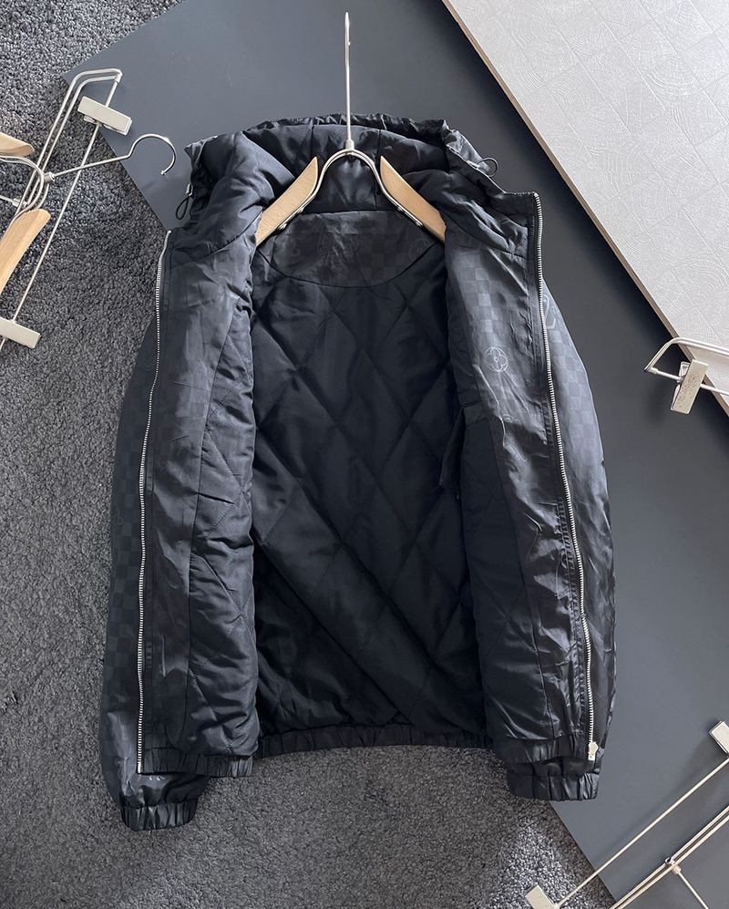 ☆超人気☆ルイヴィトン ダミエアズールボンバージャケット コピー vuw82989N級品